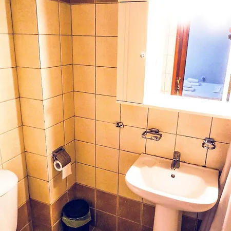 Cozy Budget In The Heart Of * Fira (Santorini)